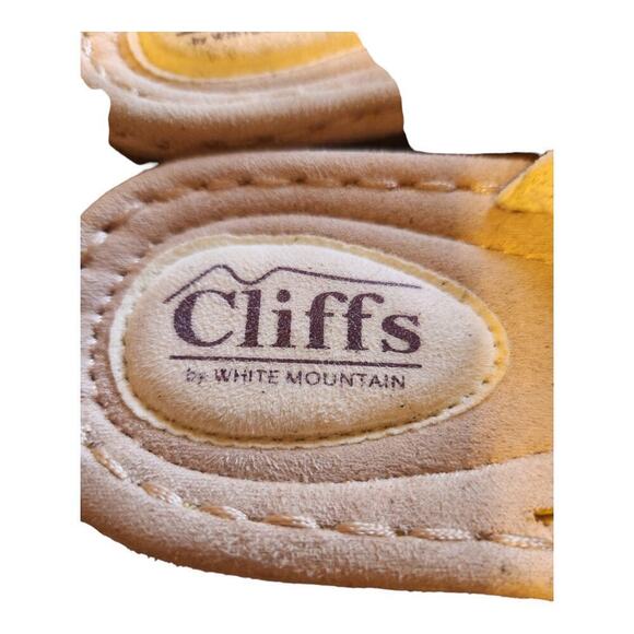 Cliff by white mountian thong sandle women's sz 8.5 white with silver accents - Picture 7 of 10